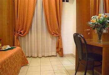 Mondial Hotel Milán